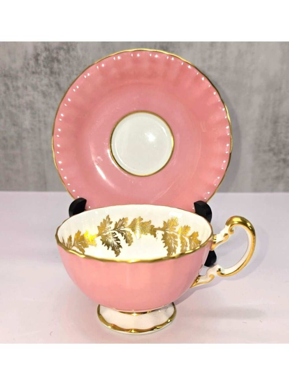 Aynsley Tea Cup & Saucer Pink & Gold Queen Elizabeth Commemorative VL5142